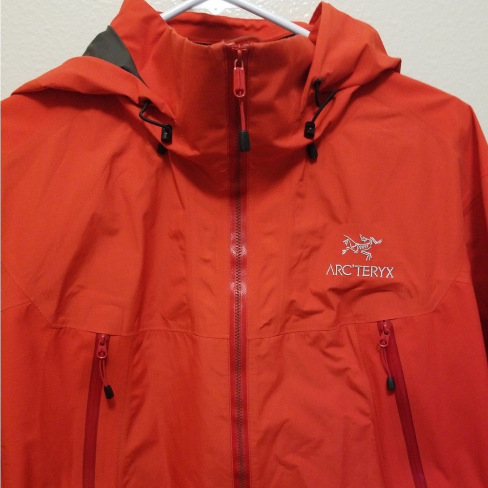 Arcteryx women xl goretex
